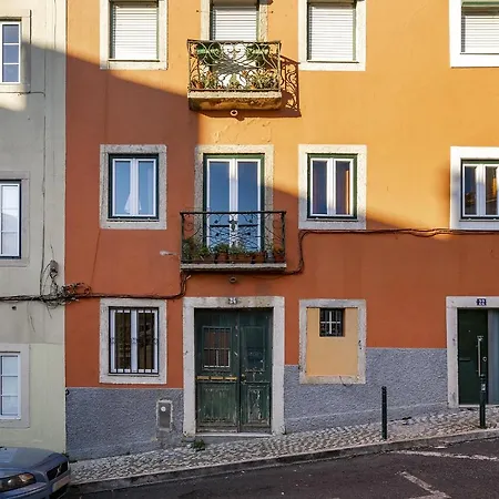 Whome Lisbon's Kept Secret: 2-bed W/ac & Patio Апартаменти *